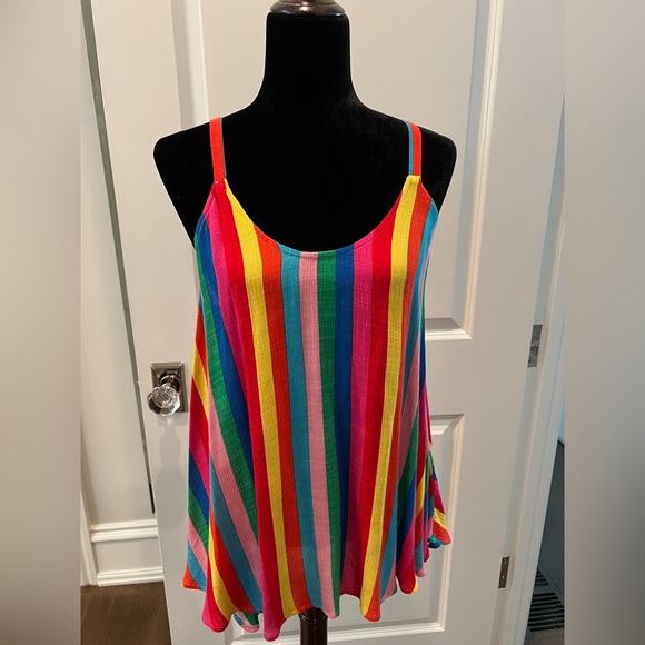 Vertical striped top - Picture 1 of 2